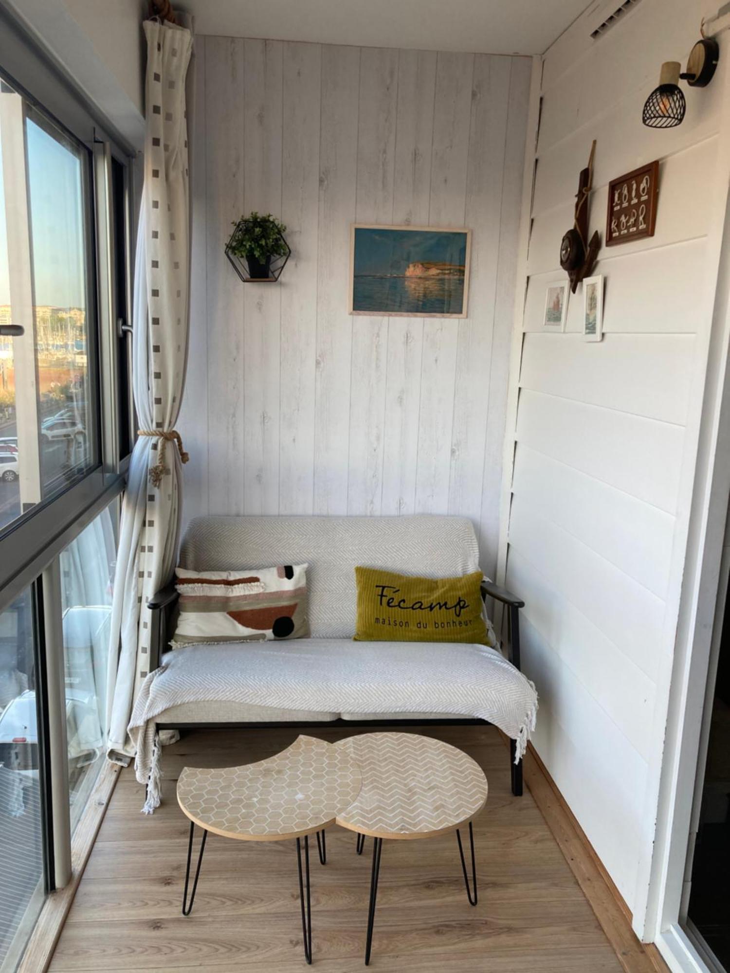 Avec Vue Sur Le Port Et Falaises Apartment Fécamp